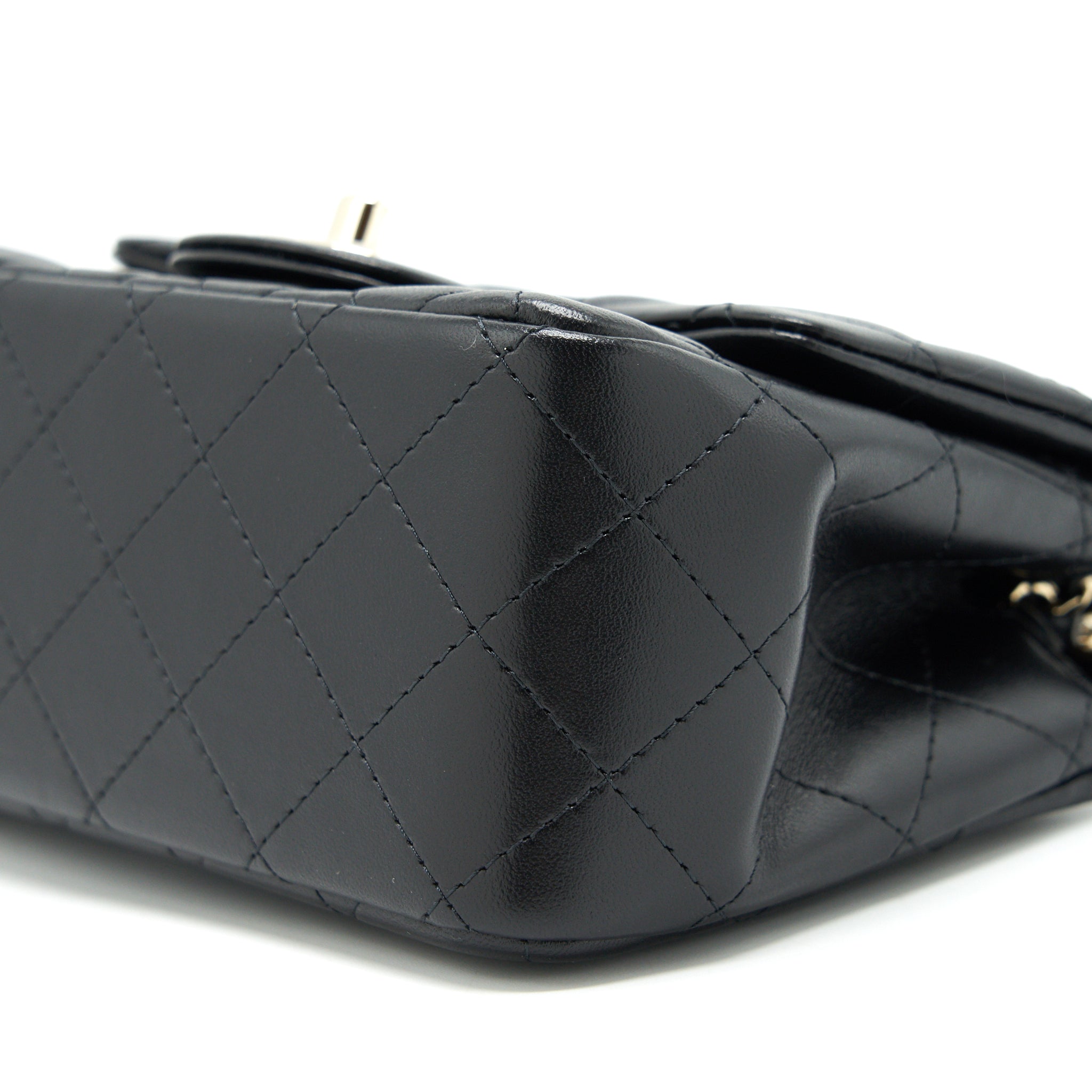 chanel-22c-mini-square-flap-bag-lambskin-black-lghw