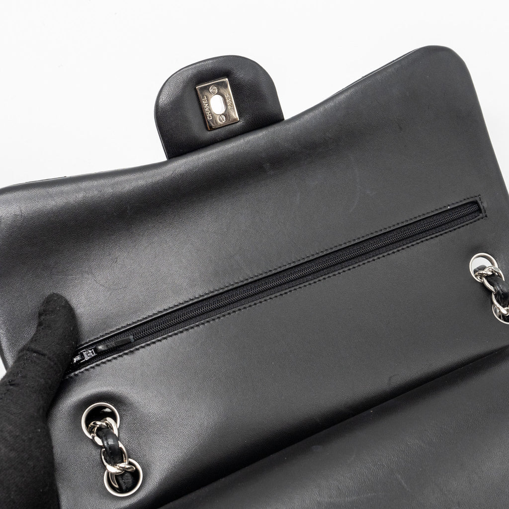 chanel-jumbo-classic-double-flap-lambskin-black-shw-copy