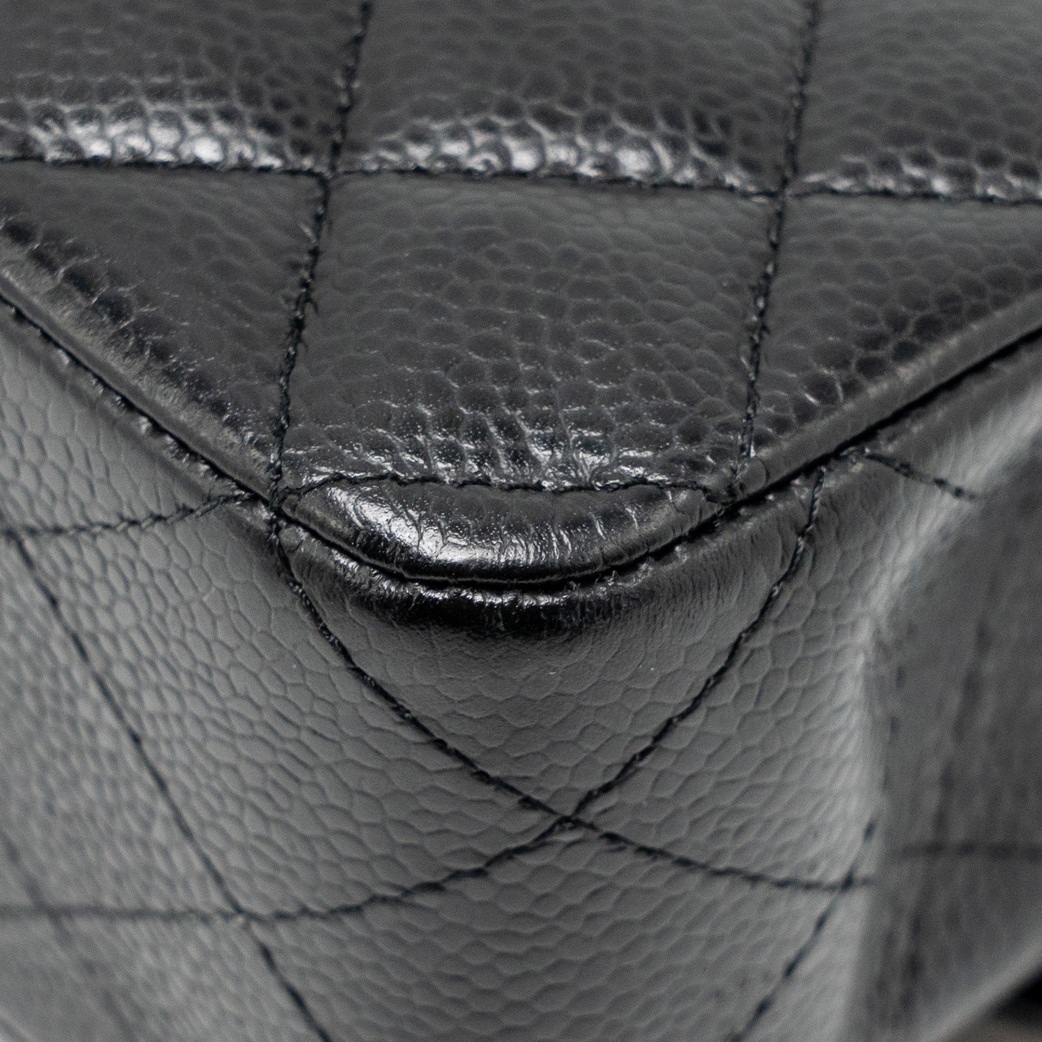 chanel-medium-classic-double-flap-bag-caviar-black-ghw-31
