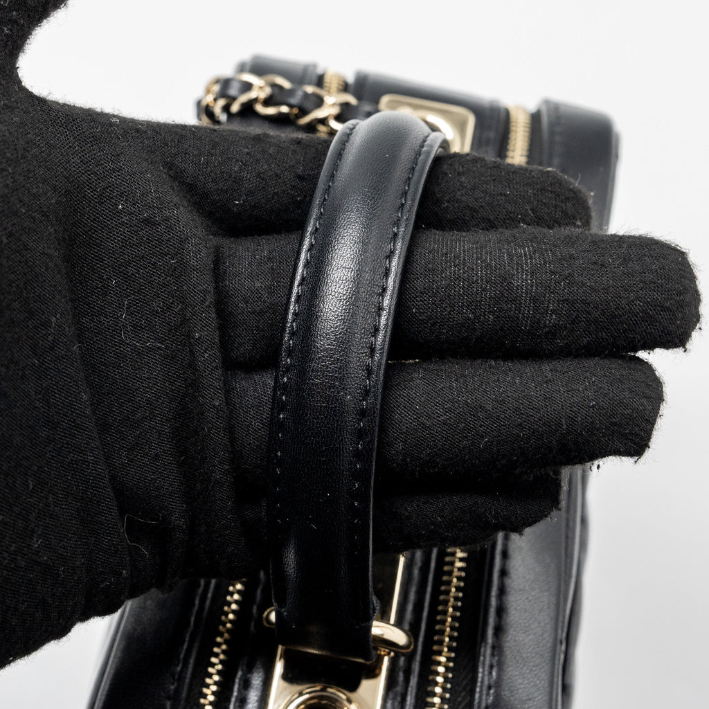 chanel-trendy-cc-top-handle-vanity-bag-lambskin-black-ghw-1