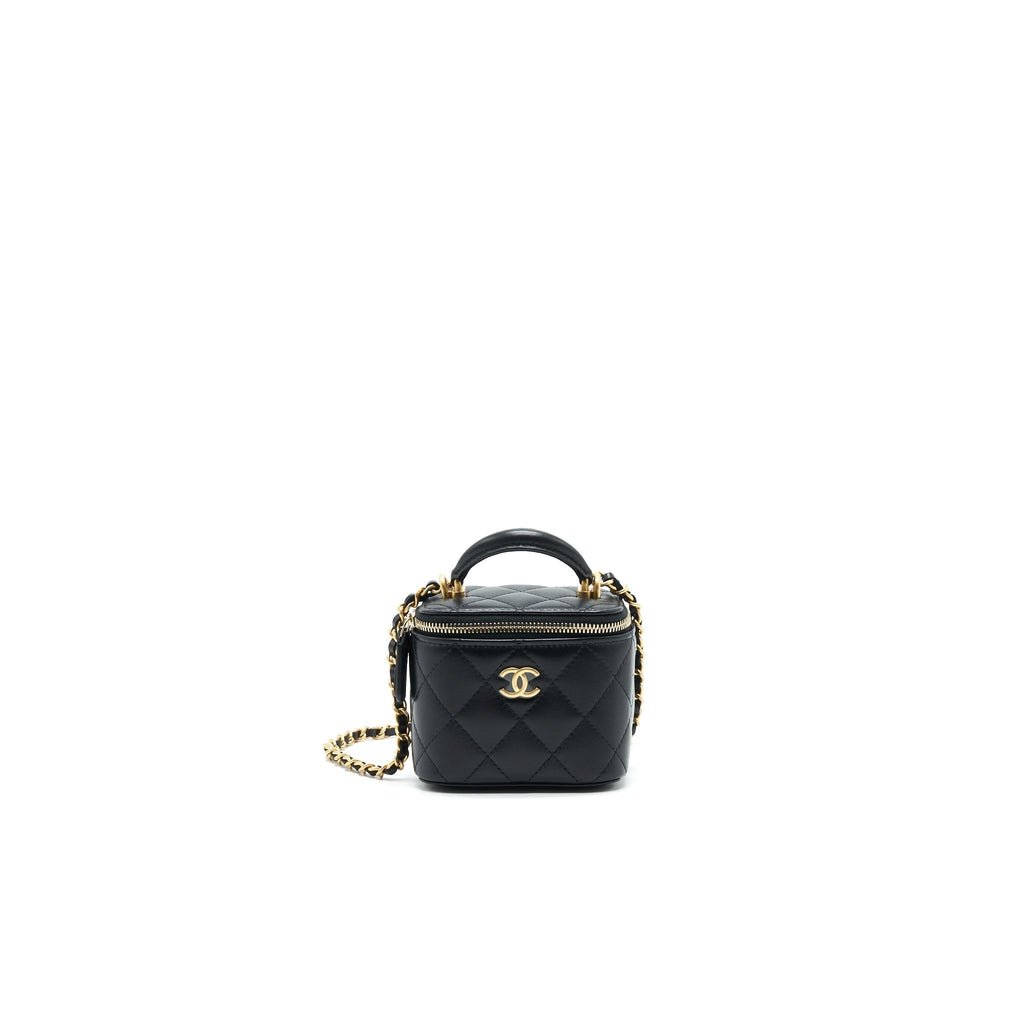 chanel-21a-top-handle-vanity-with-chain-black-ghw