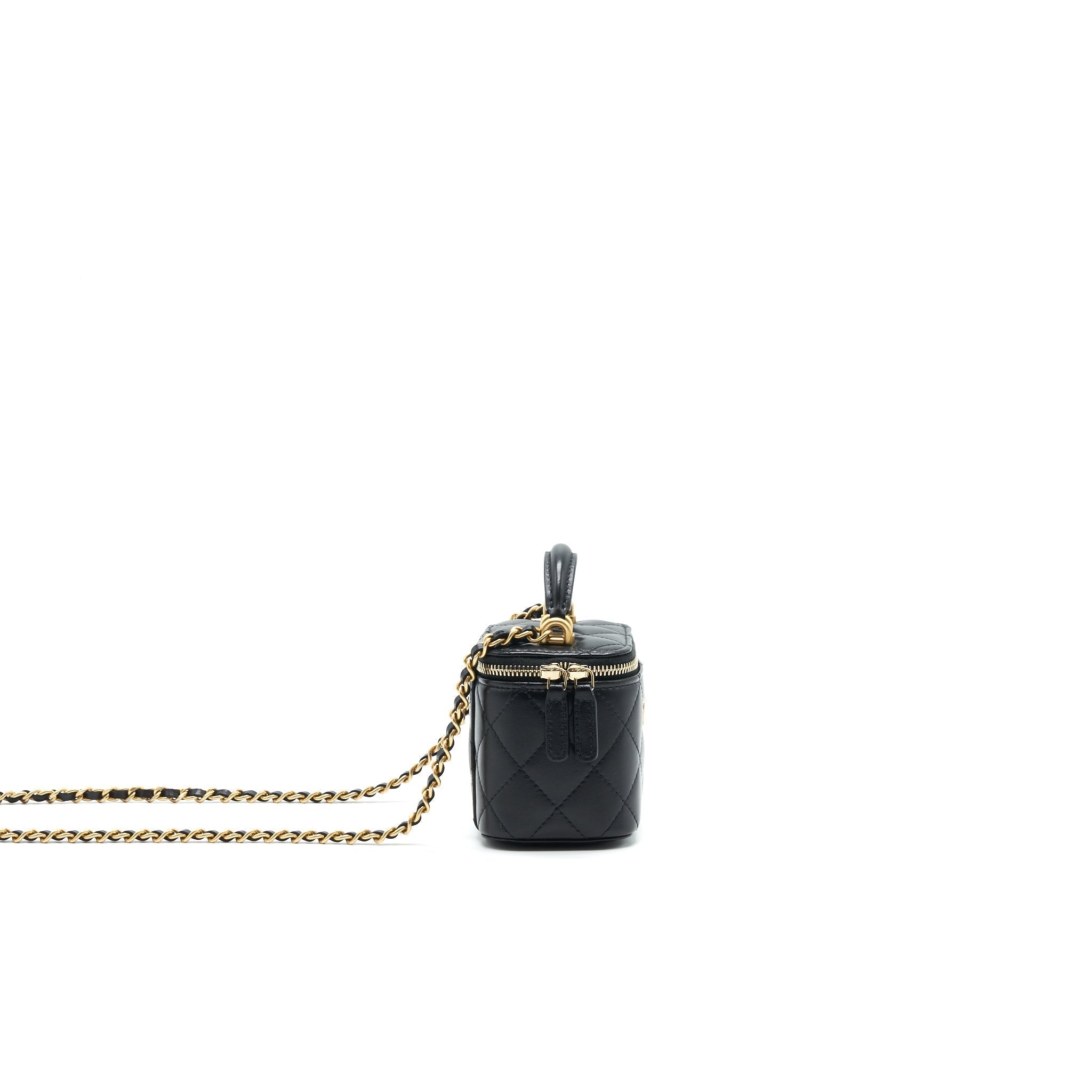 chanel-21a-top-handle-vanity-with-chain-black-ghw