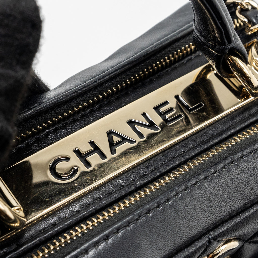 chanel-trendy-cc-top-handle-vanity-bag-lambskin-black-ghw-1