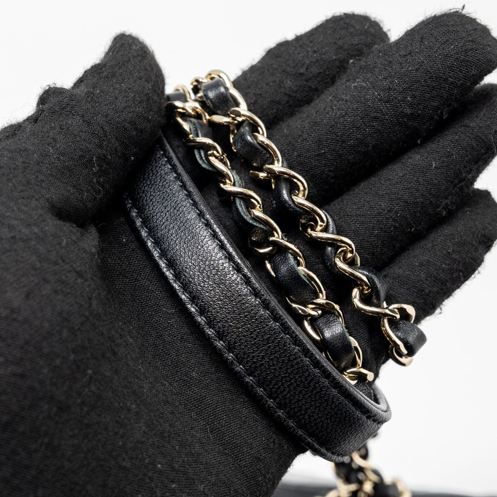 chanel-trendy-cc-top-handle-vanity-bag-lambskin-black-ghw-1
