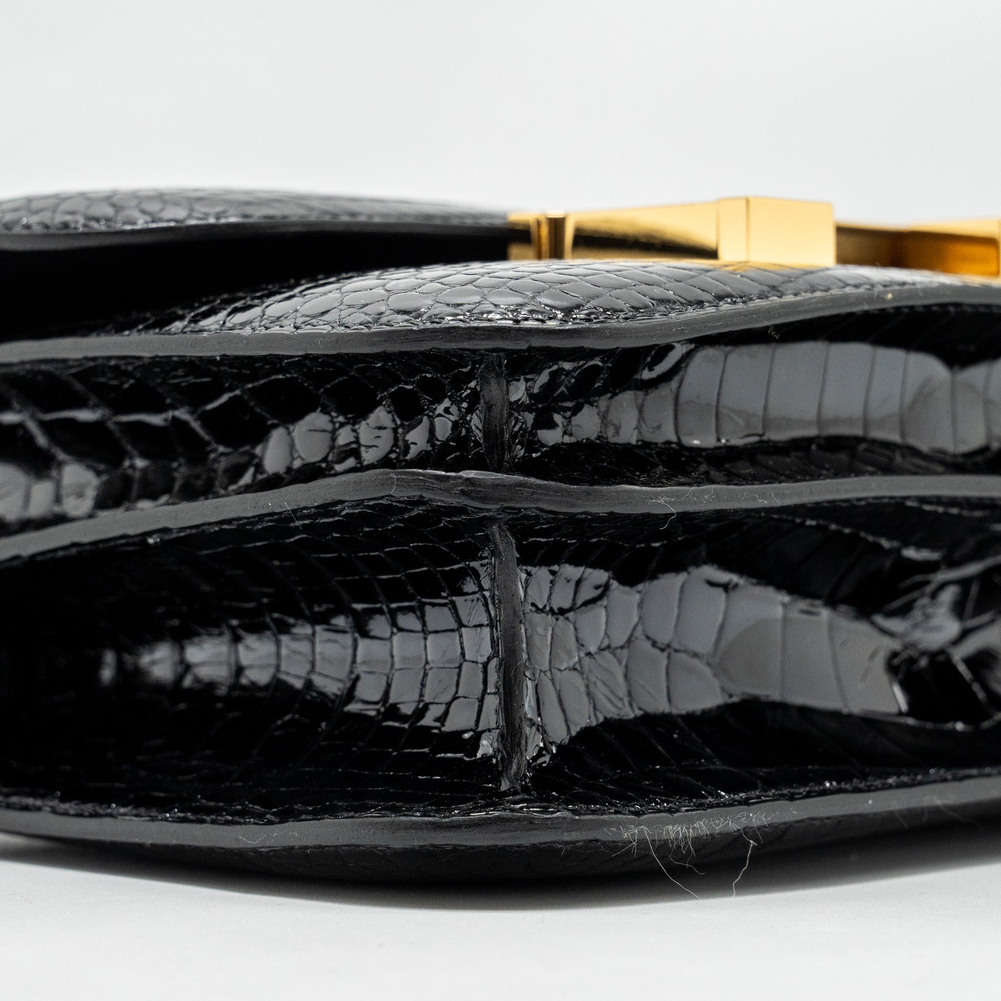 hermes-mini-constance-shiny-alligator-mississippiensis-black-ghw-stamp-u