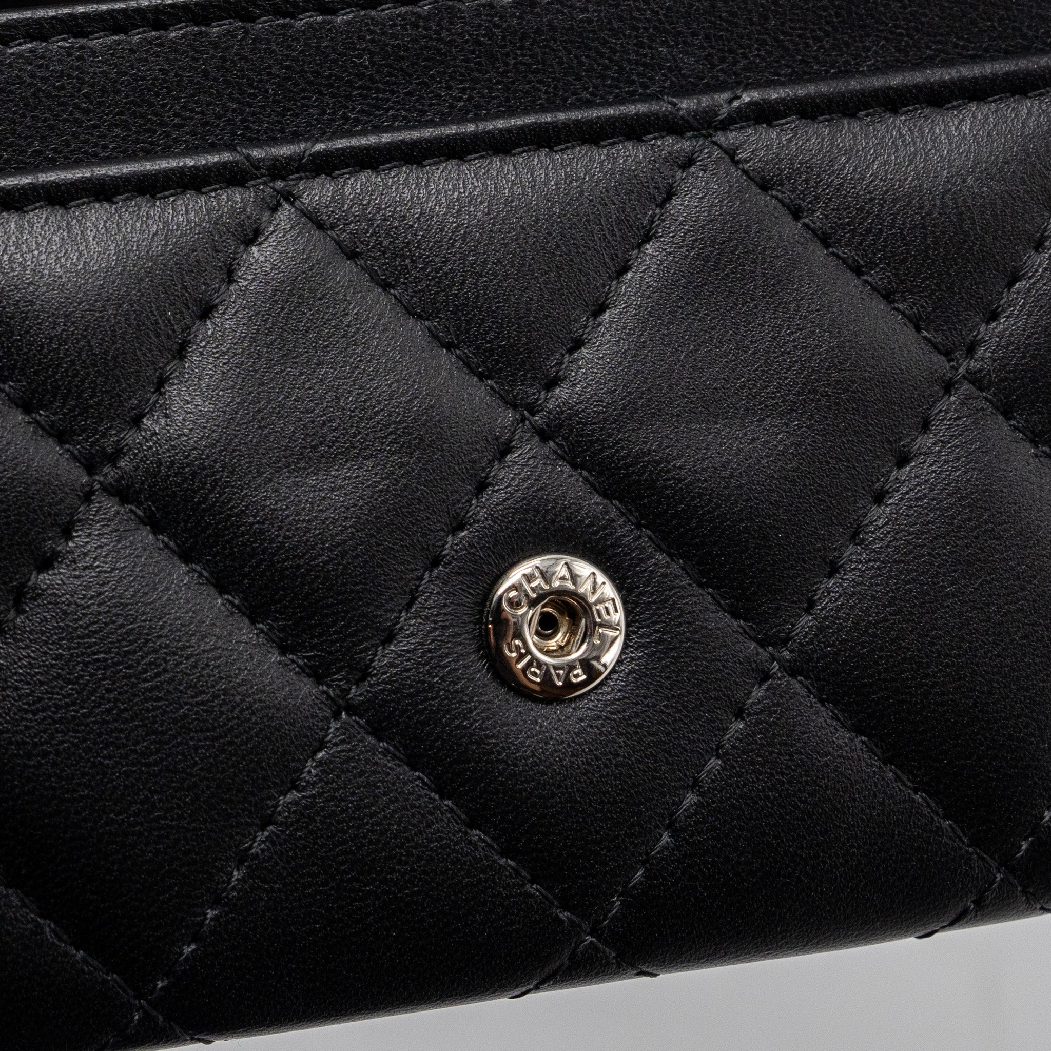 chanel-classic-flap-card-holder-lambskin-black-shw-1