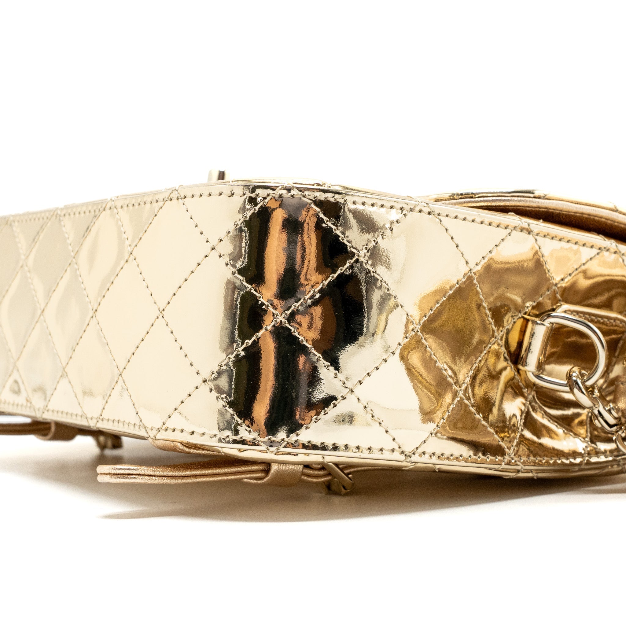 chanel-24c-backpack-with-star-patent-gold-lghw-microchip-copy