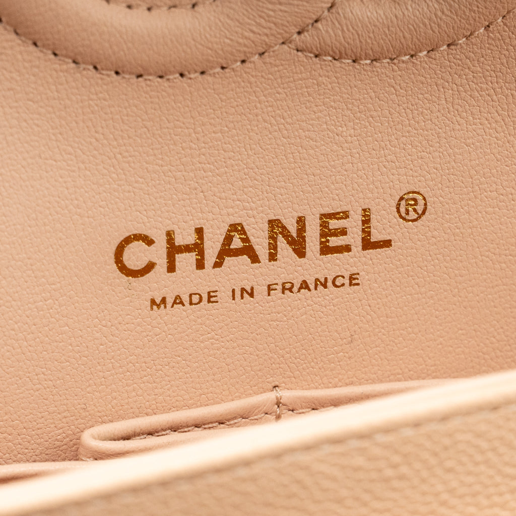 chanel-medium-classic-double-flap-bag-caviar-light-beige-lghw-microchip