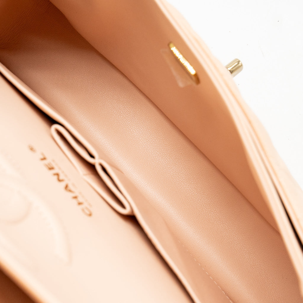 chanel-medium-classic-double-flap-bag-caviar-light-beige-lghw-microchip