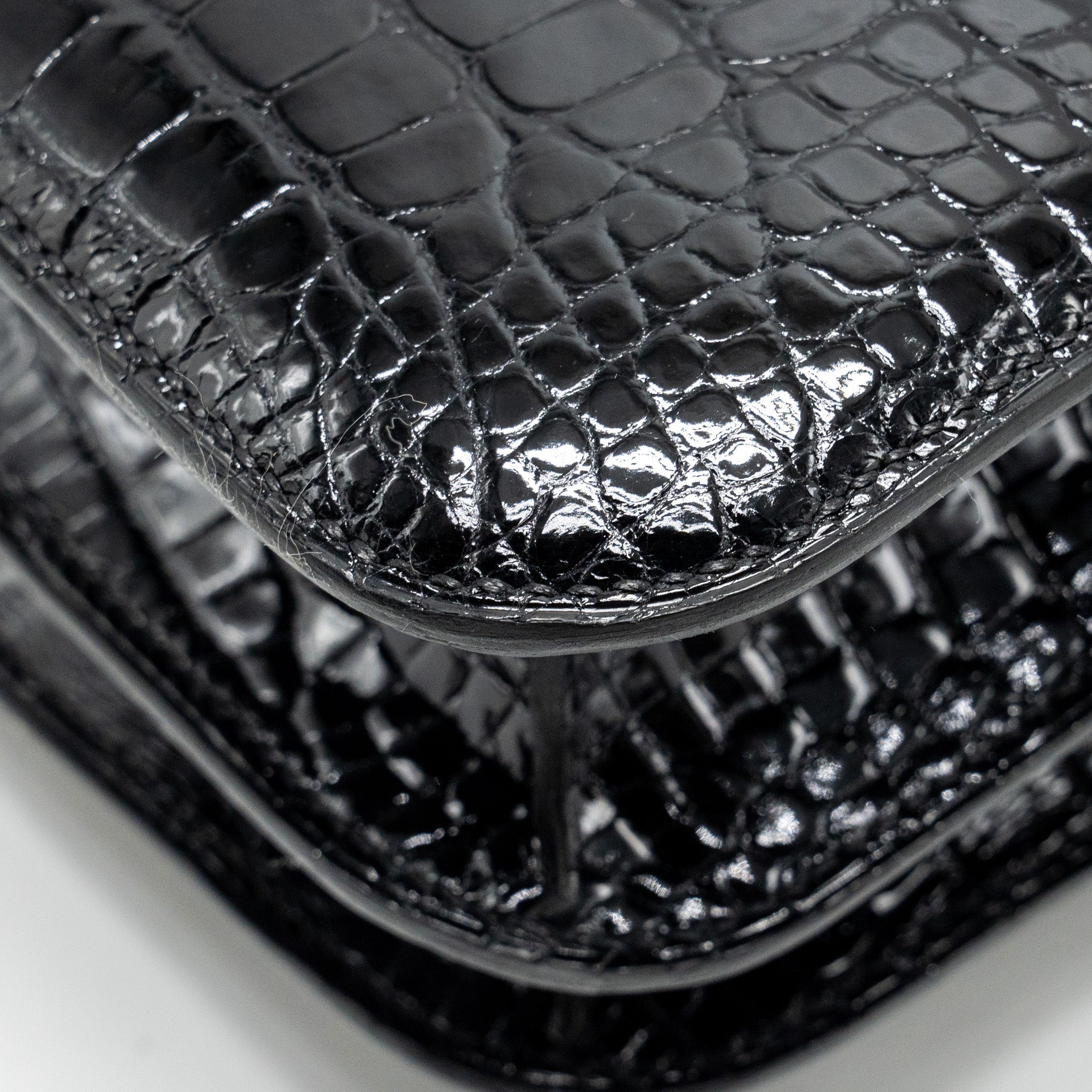hermes-mini-constance-shiny-alligator-mississippiensis-black-ghw-stamp-u