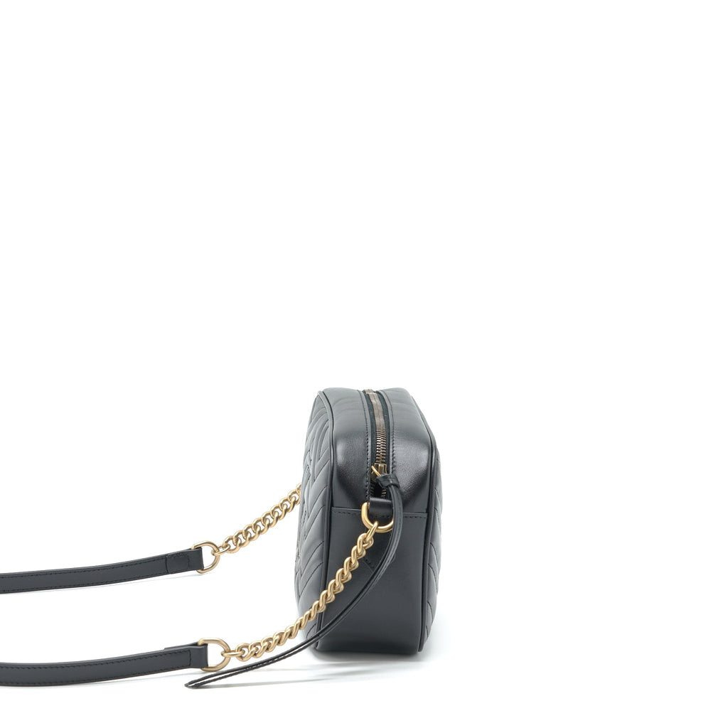 gucci-gg-marmont-small-matelasse-shoulder-bag-calfskin-black-ghw