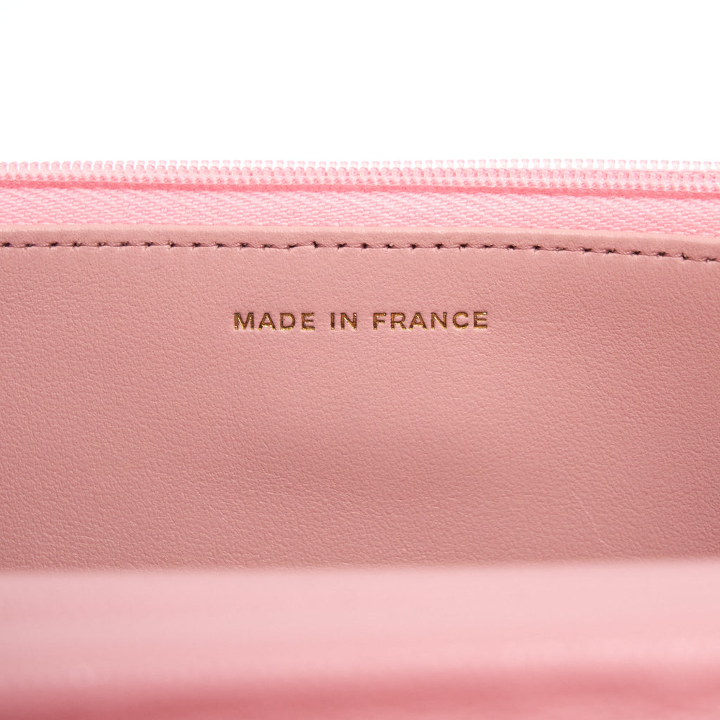 chanel-22c-classic-wallet-on-chain-caviar-pink-lghw-microchip