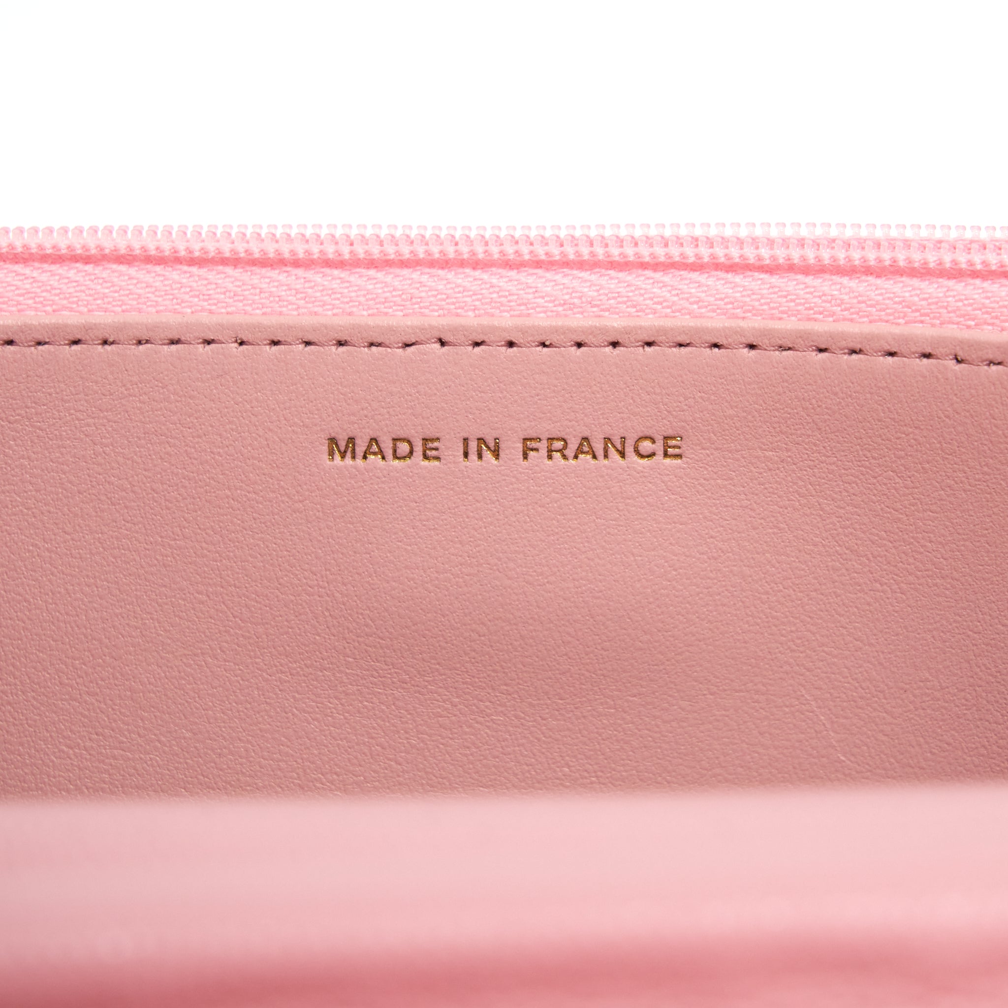 chanel-22c-classic-wallet-on-chain-caviar-pink-lghw-microchip