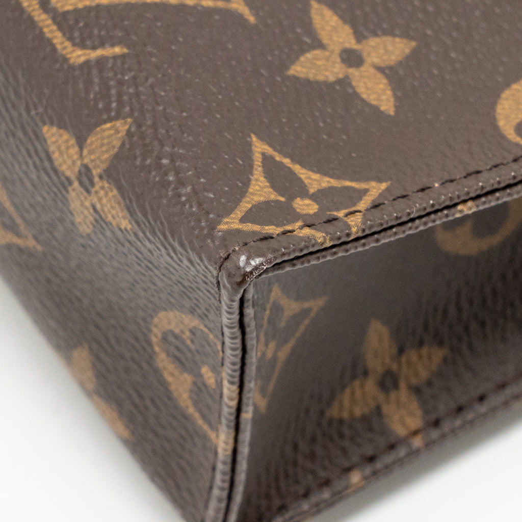 louis-vuitton-toiletry-pochette-26-monogram-canvas-ghw-15