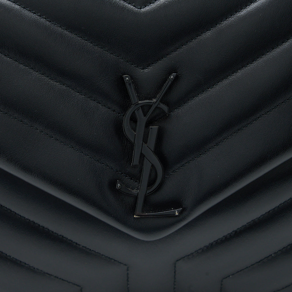 saint-laurent-ysl-medium-loulou-shoulder-bag-calfskin-black-with-black-hardware