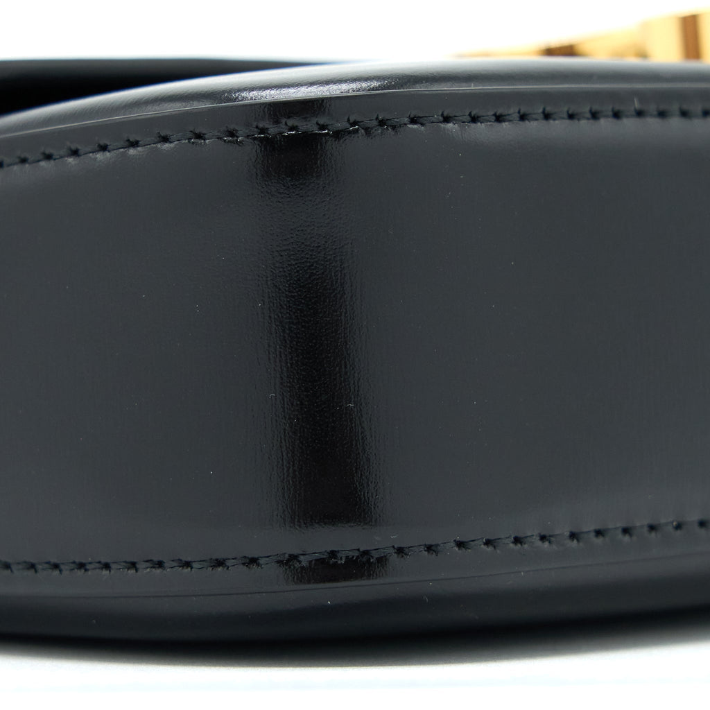 celine-triomphe-shoulder-bag-calfskin-black-ghw