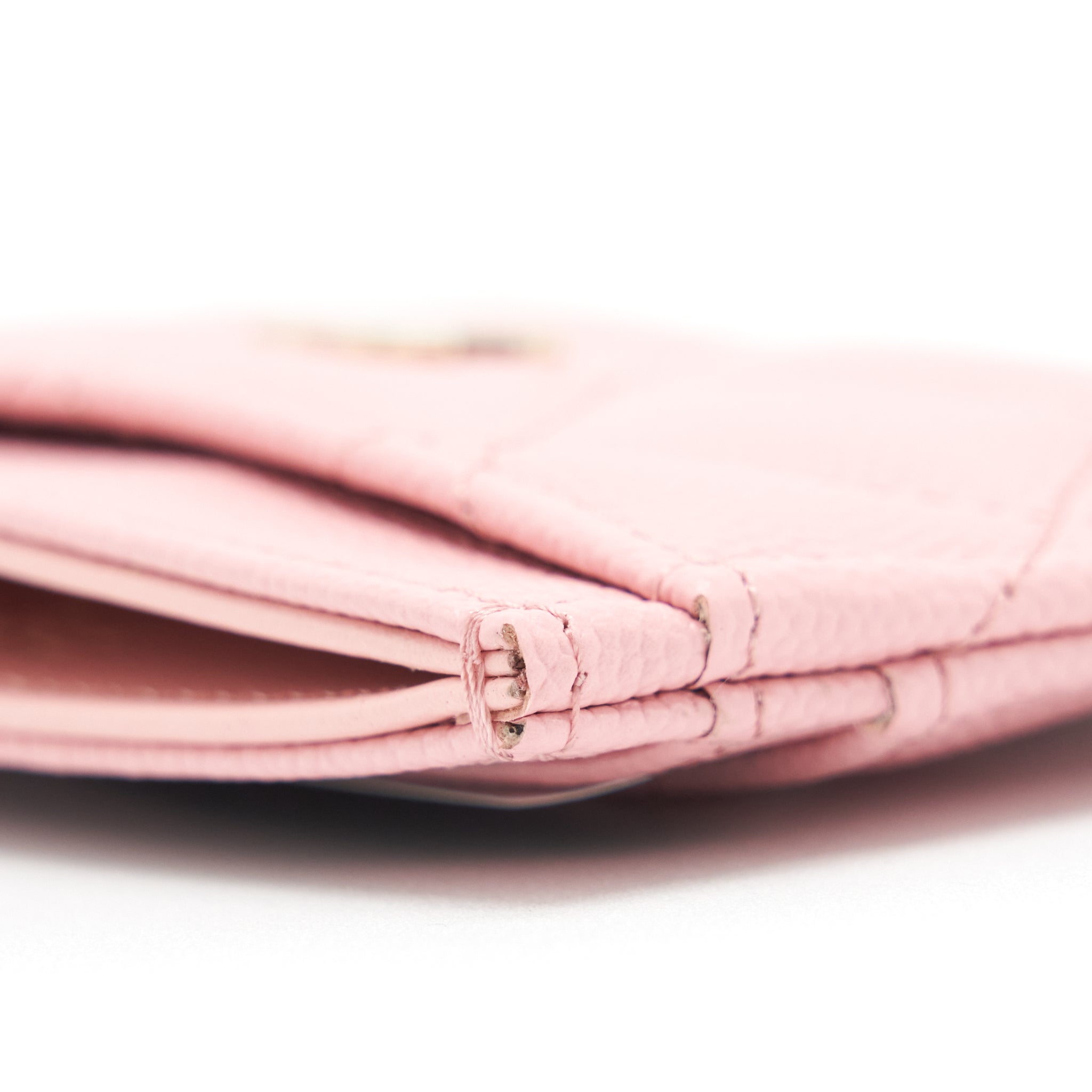 chanel-classic-card-holder-caviar-pink-with-lghw