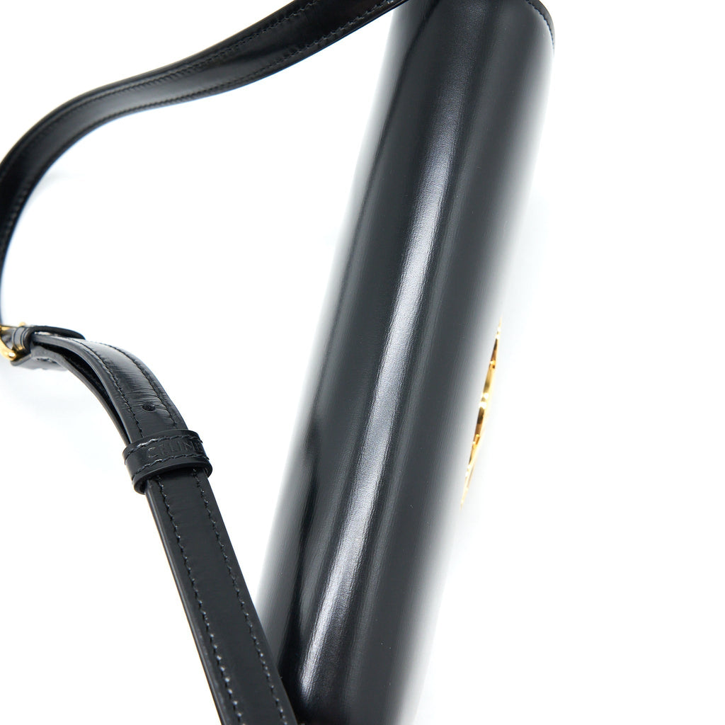 celine-triomphe-shoulder-bag-calfskin-black-ghw