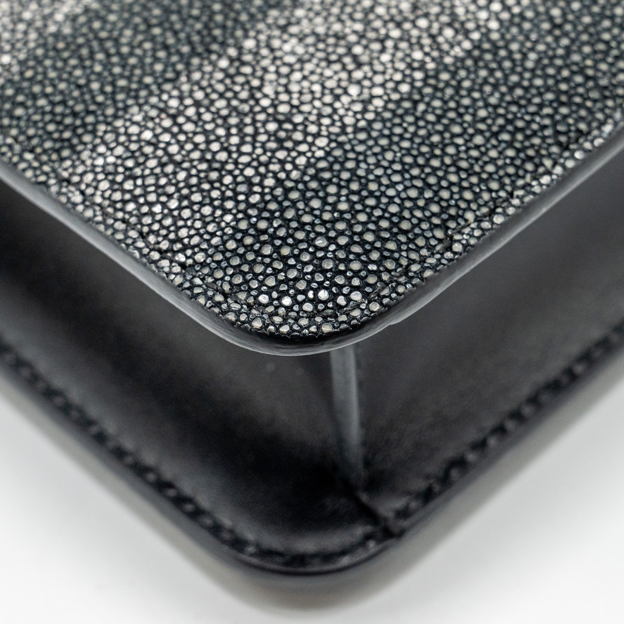 bvlgari-serpenti-forever-bag-galuchar-leather-black-grey-lghw