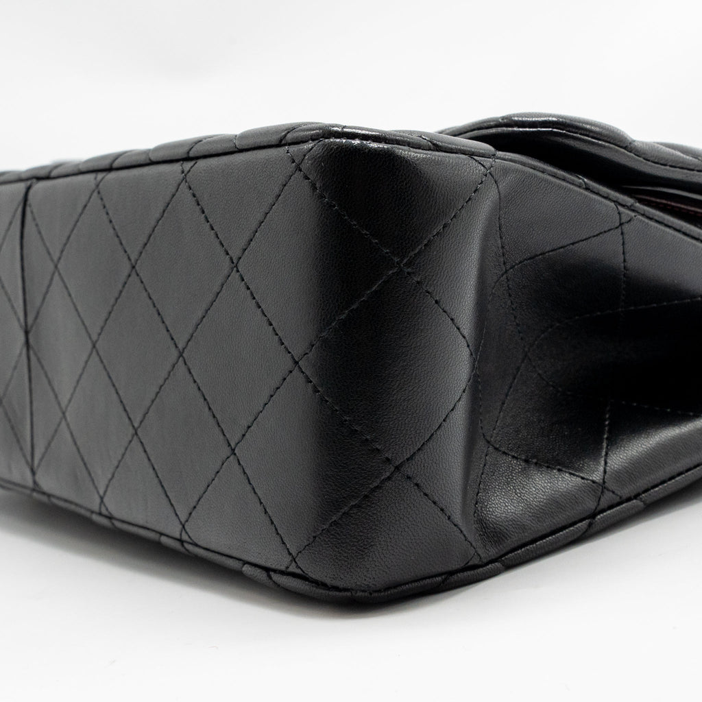 chanel-jumbo-classic-double-flap-bag-lambskin-black-ghw-3