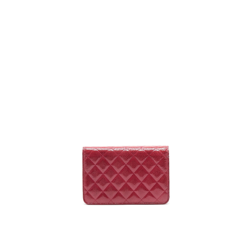 chanel-wallet-on-chain-patent-leather-red-shw