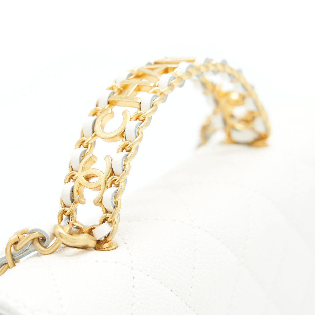 chanel-22s-logo-top-handle-wallet-on-chain-caviar-white-ghw