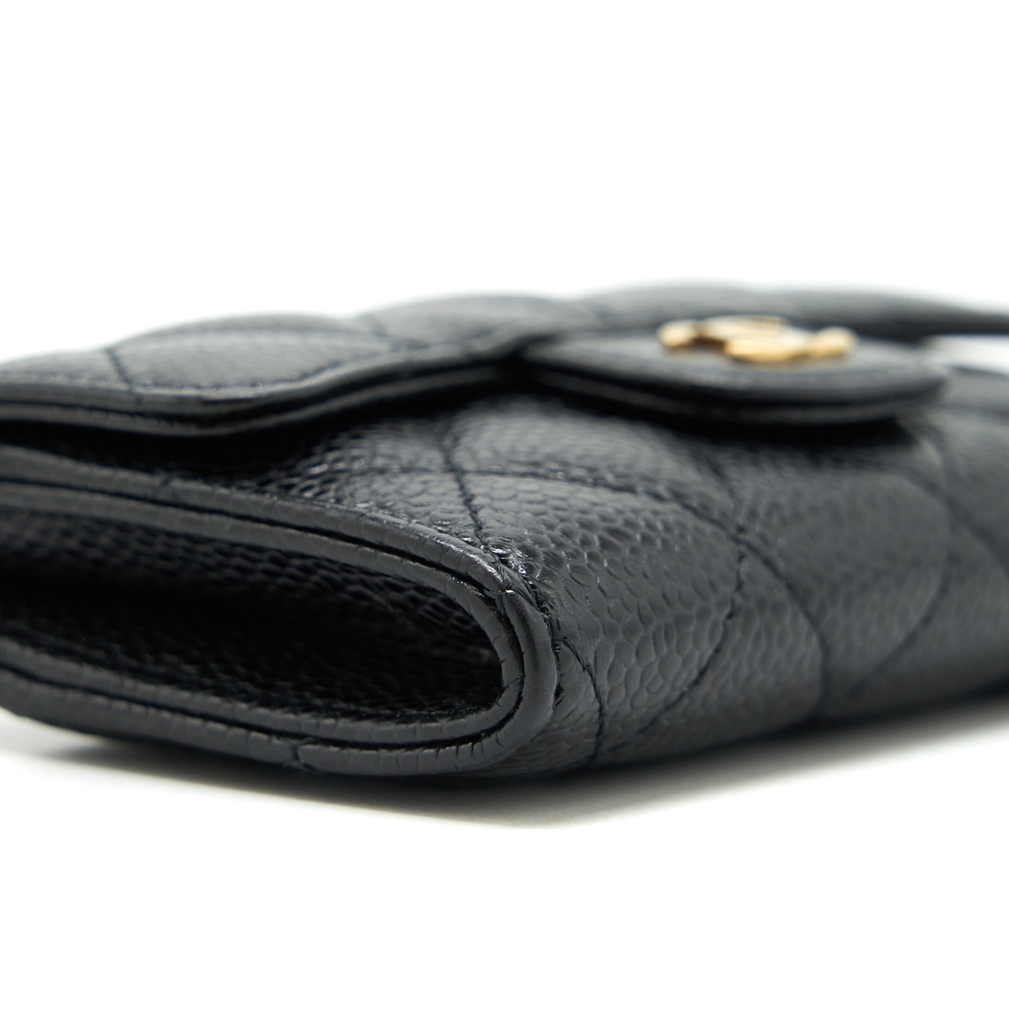 chanel-classic-flap-card-holder-caviar-black-ghw