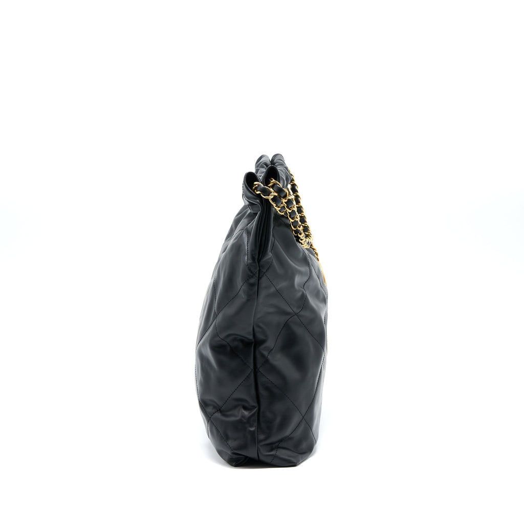 chanel-22-bag-medium-shiny-calfskin-black-ghw-microchip-1