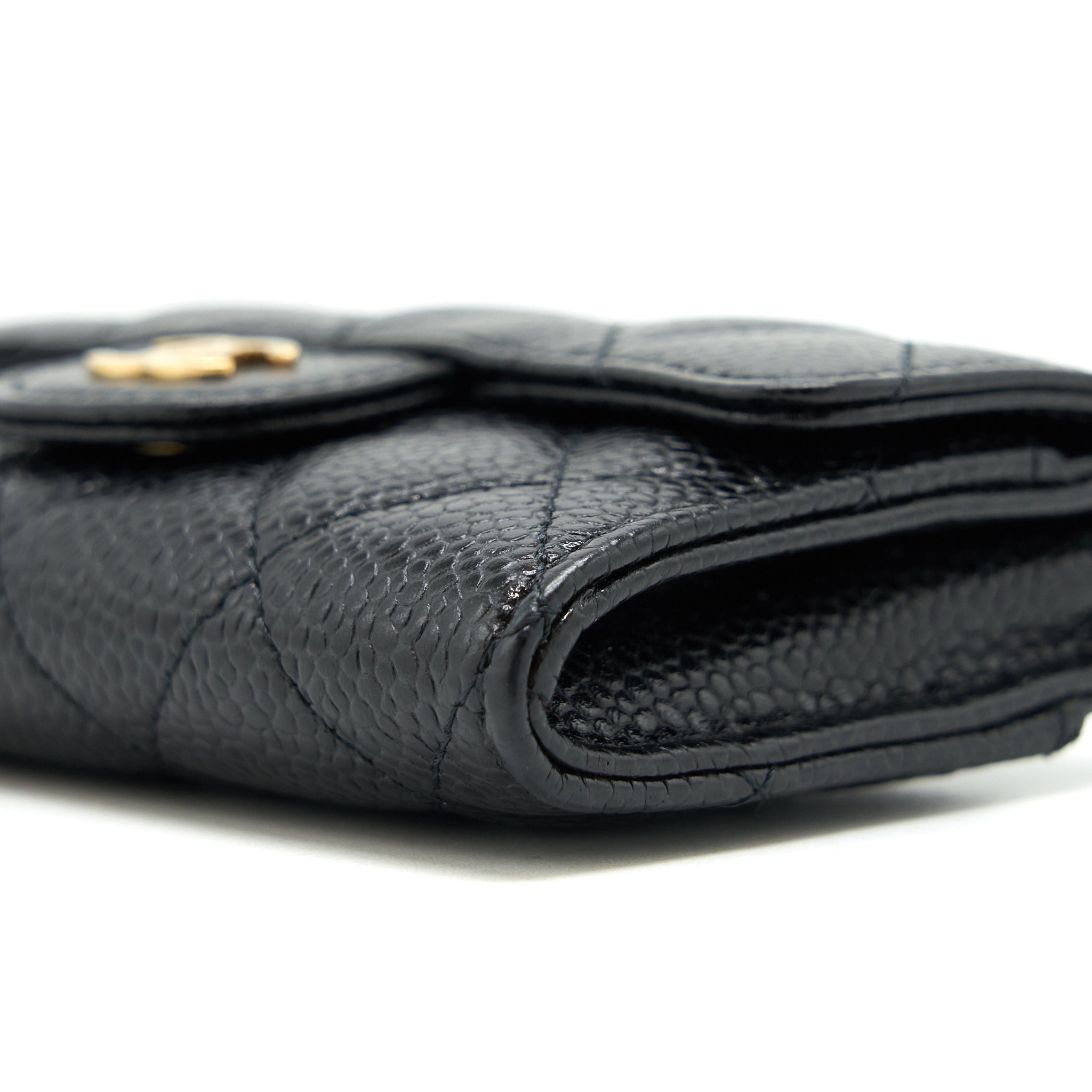 chanel-classic-flap-card-holder-caviar-black-ghw