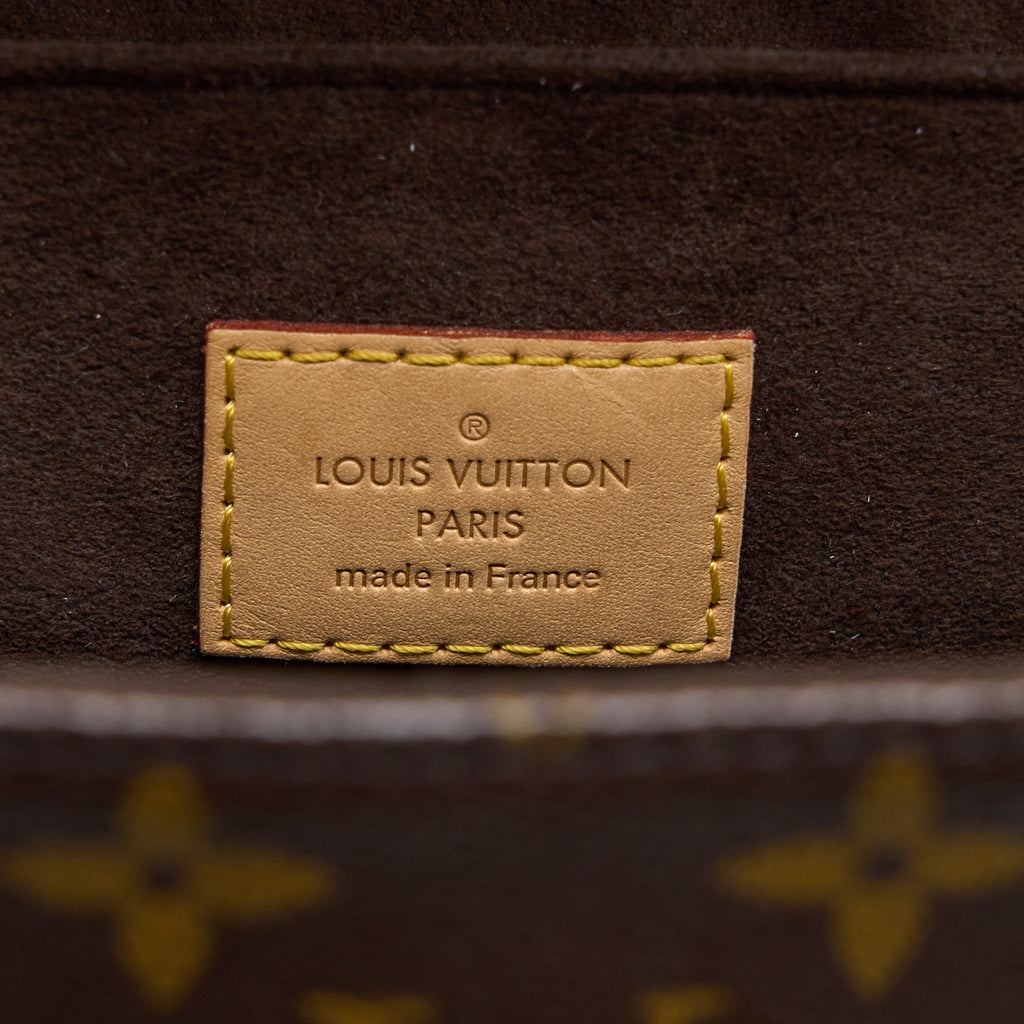 louis-vuitton-pochette-metis-monogram-canvas-ghw-12