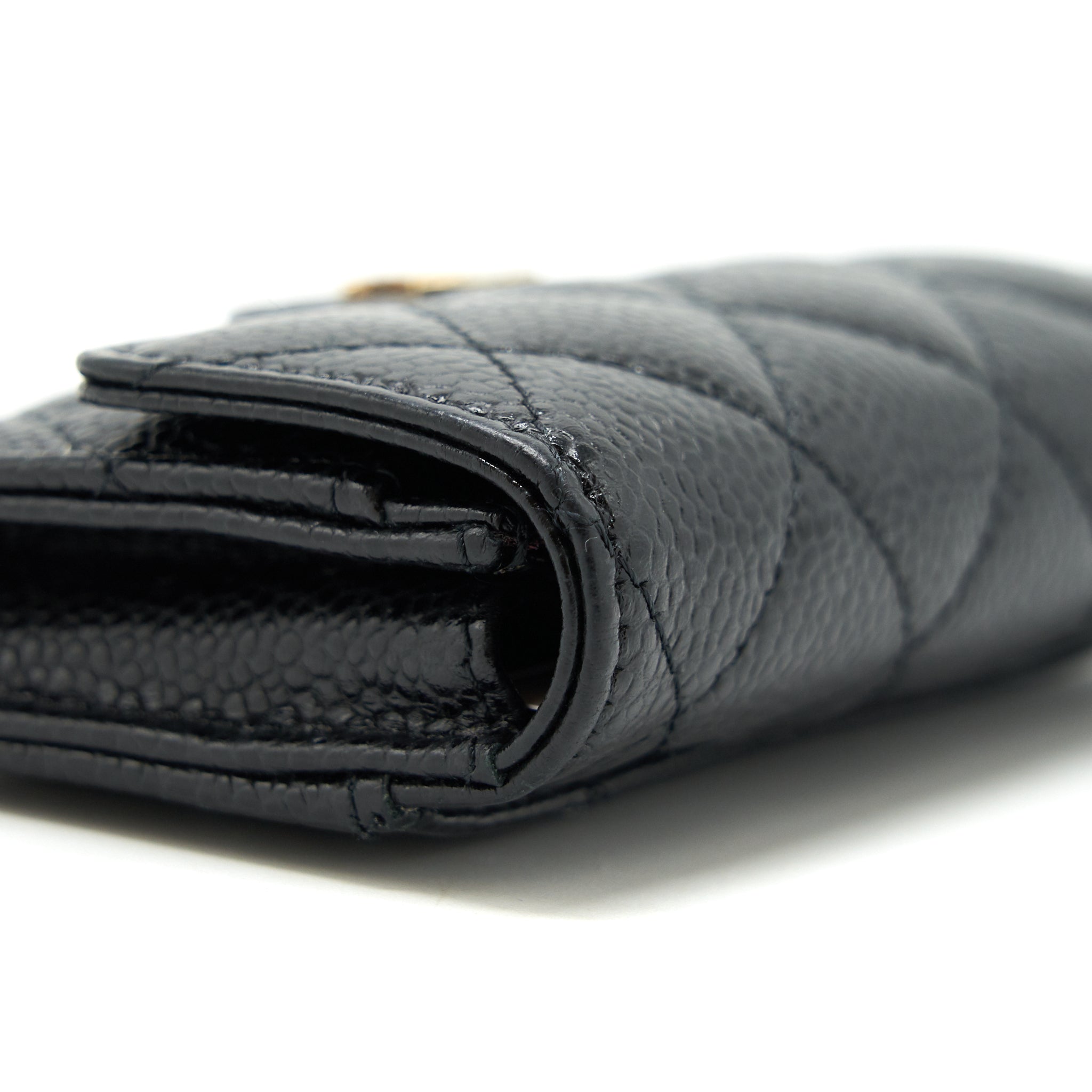 chanel-classic-flap-card-holder-caviar-black-ghw