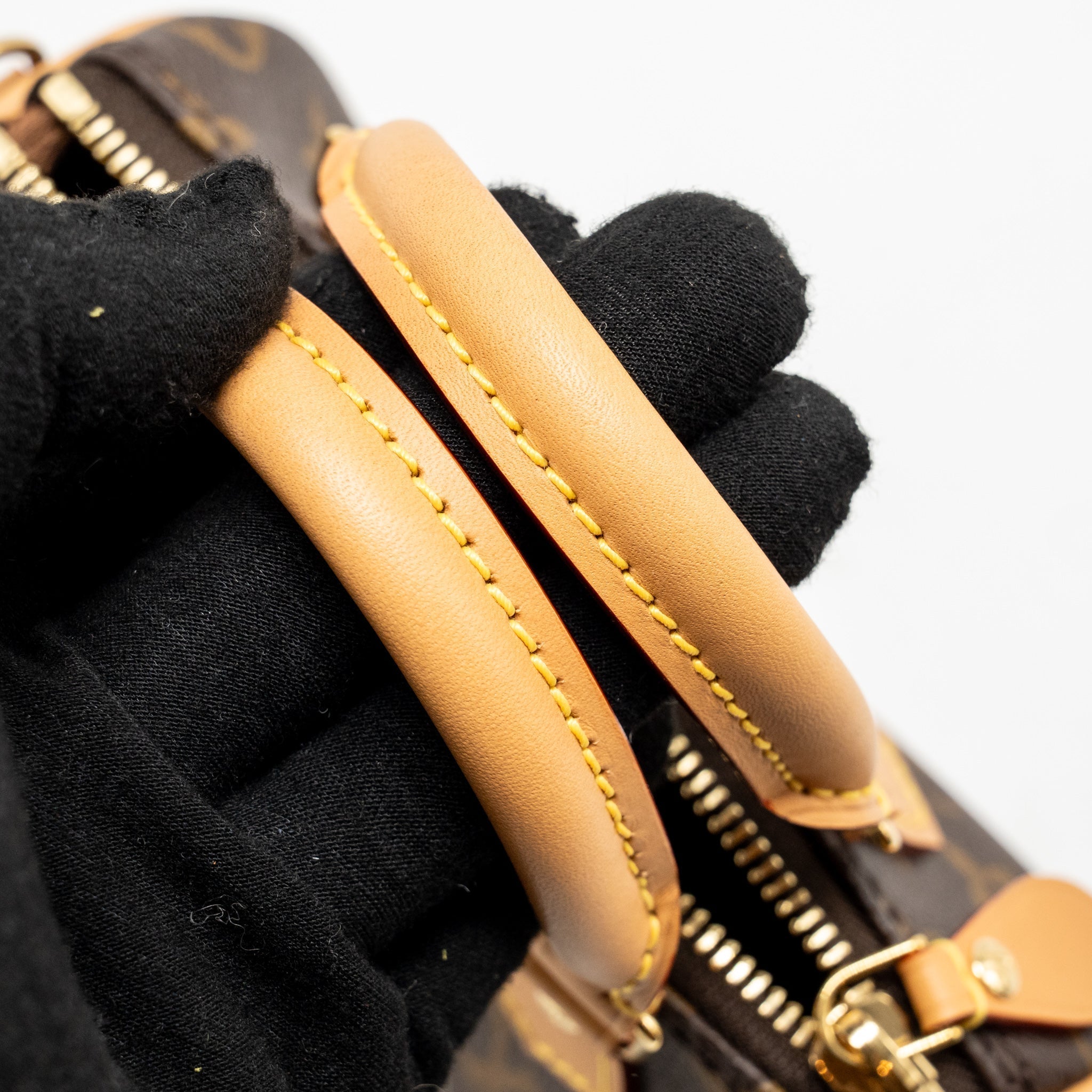 louis-vuitton-nano-speedy-monogram-canvas-ghw-14