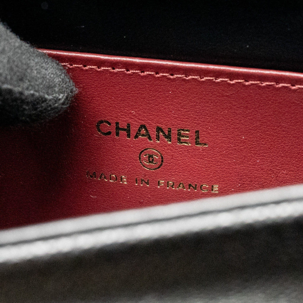 chanel-26p-preppy-coco-clutch-shoulder-bag-caviar-black-ghw-microchip