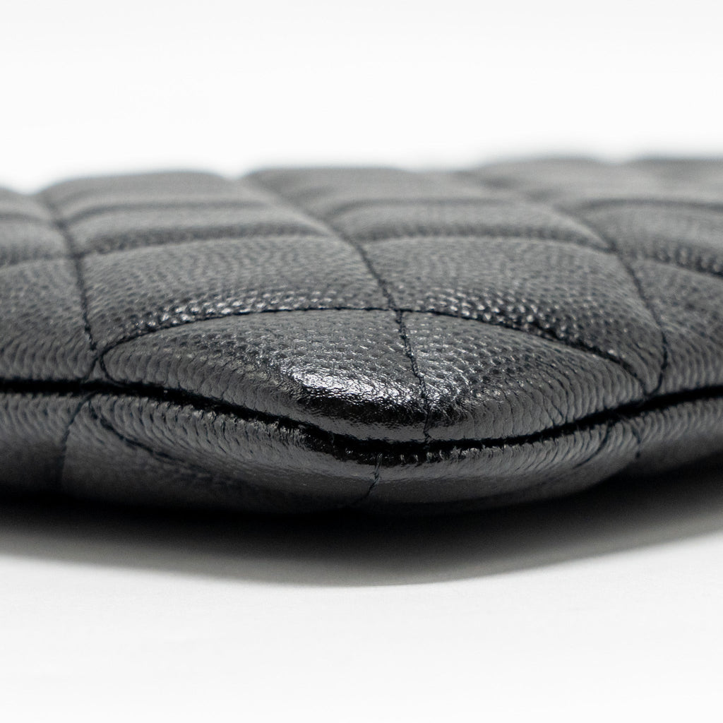 chanel-o-case-clutch-caviar-black-ghw
