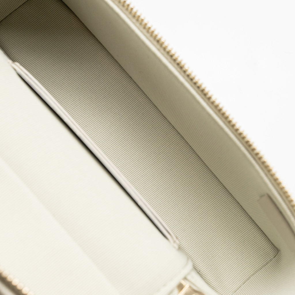 chanel-cc-top-handle-vanity-with-chain-caviar-light-grey-lghw-microchip