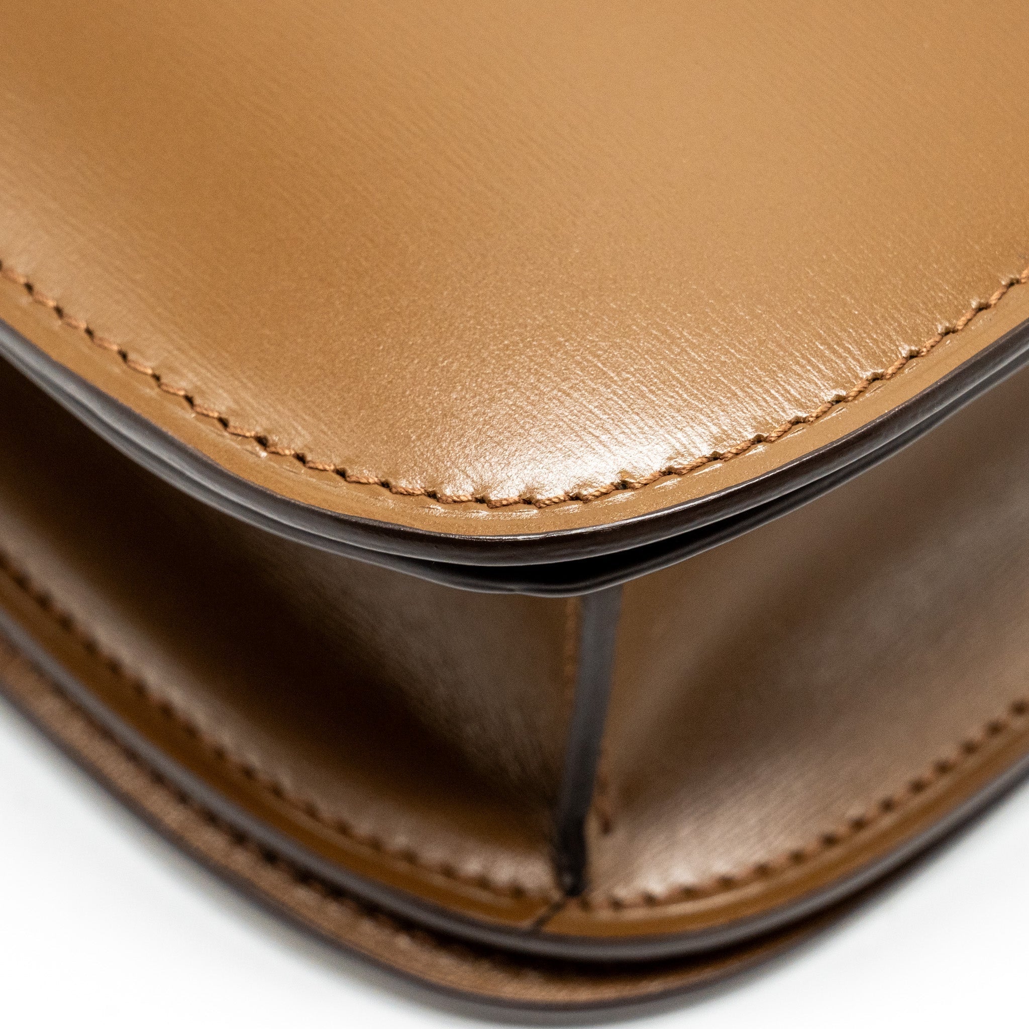 celine-medium-classic-box-calfskin-camel-ghw