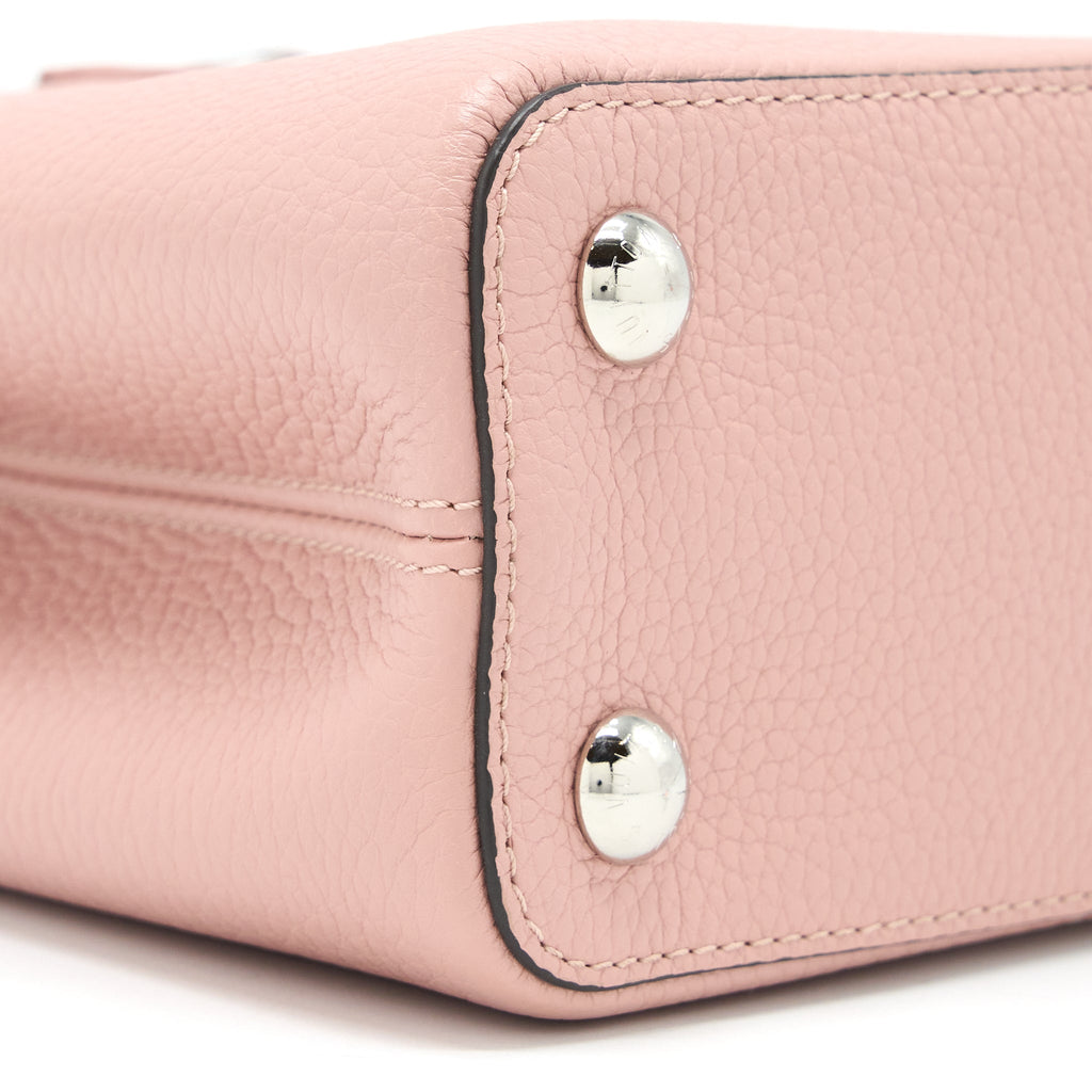 louis-vuitton-capucines-bb-taurillon-magnolia-shw