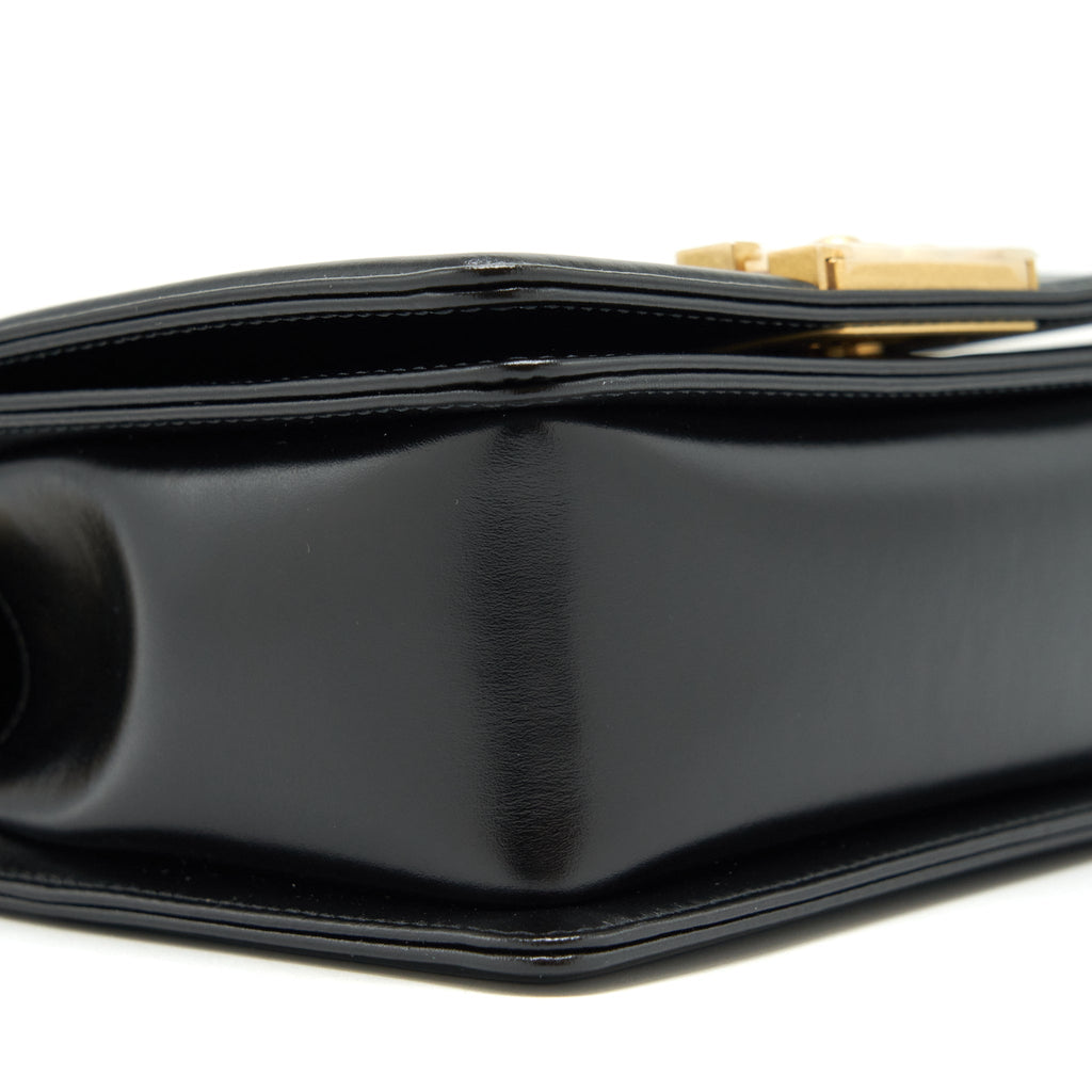chanel-22p-mini-boy-chain-handbag-calfskin-black-ghw