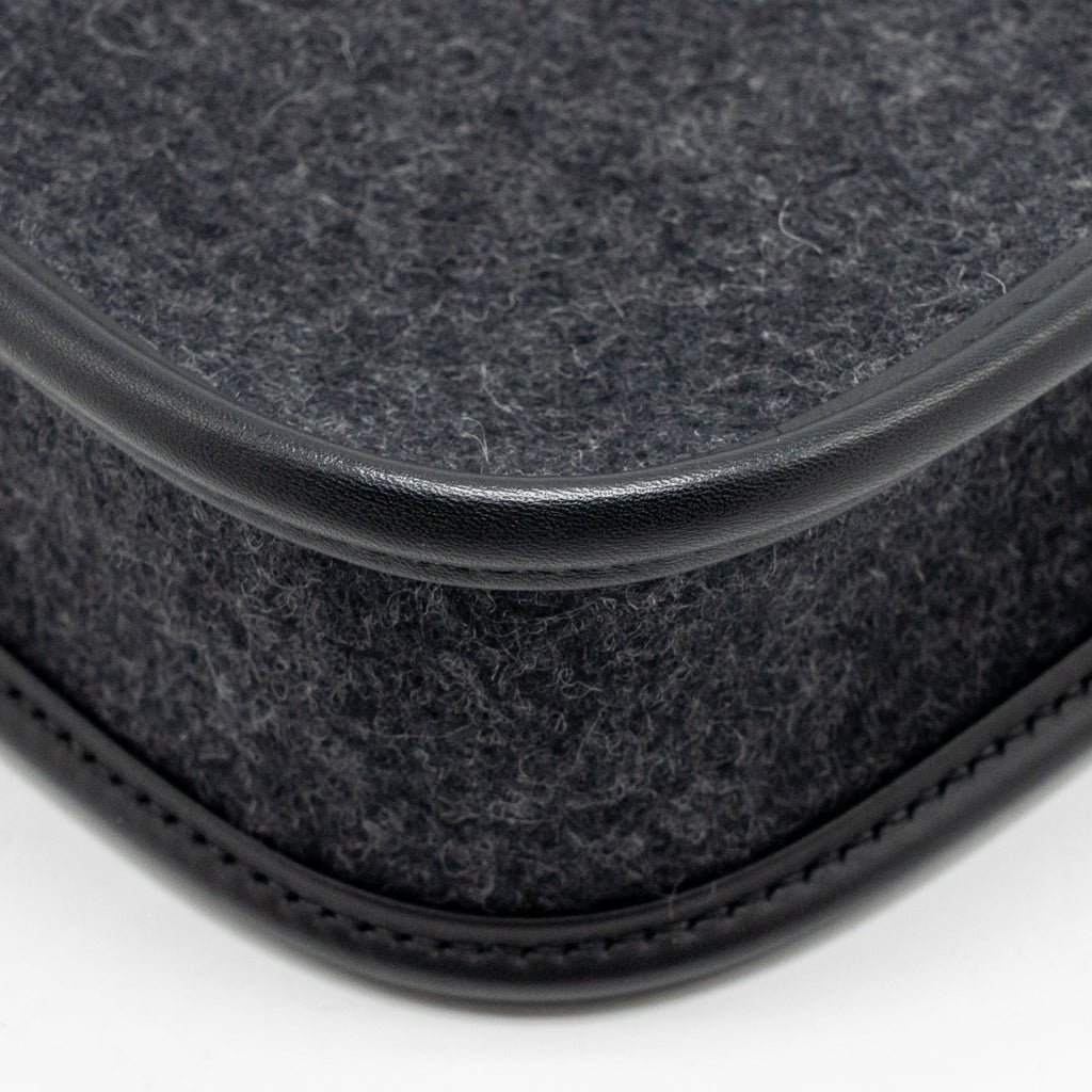 hermes-mini-evelyne-feutre-swift-sangle-wool-graphite-black-shw-stamp-u