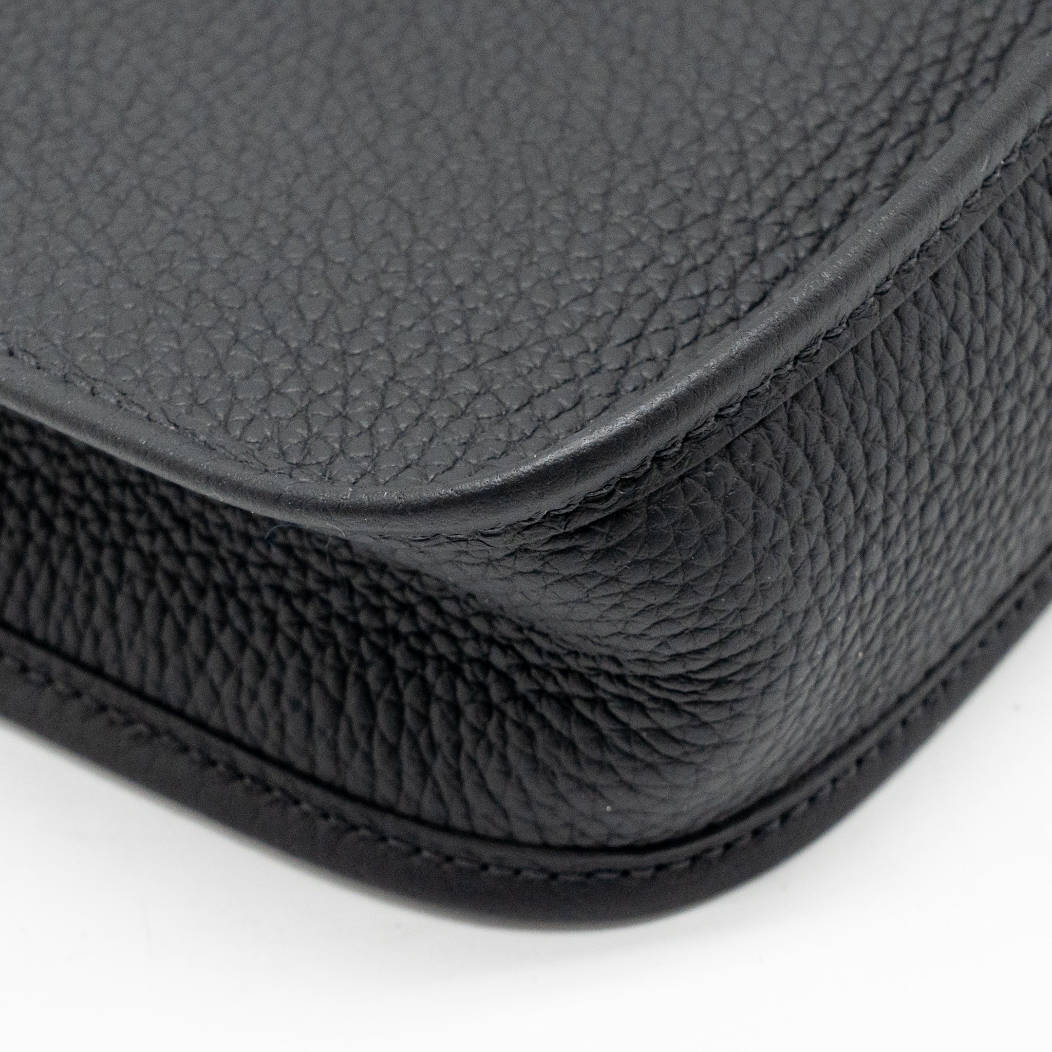 mini-evelyne-clemence-black-shw-stamp-w