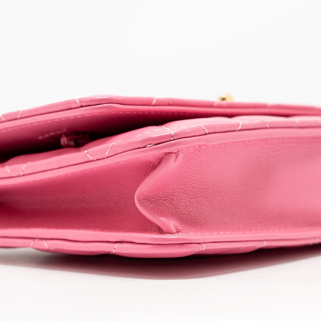 chanel-pearl-crush-wallet-on-chain-lambskin-pink-ghw