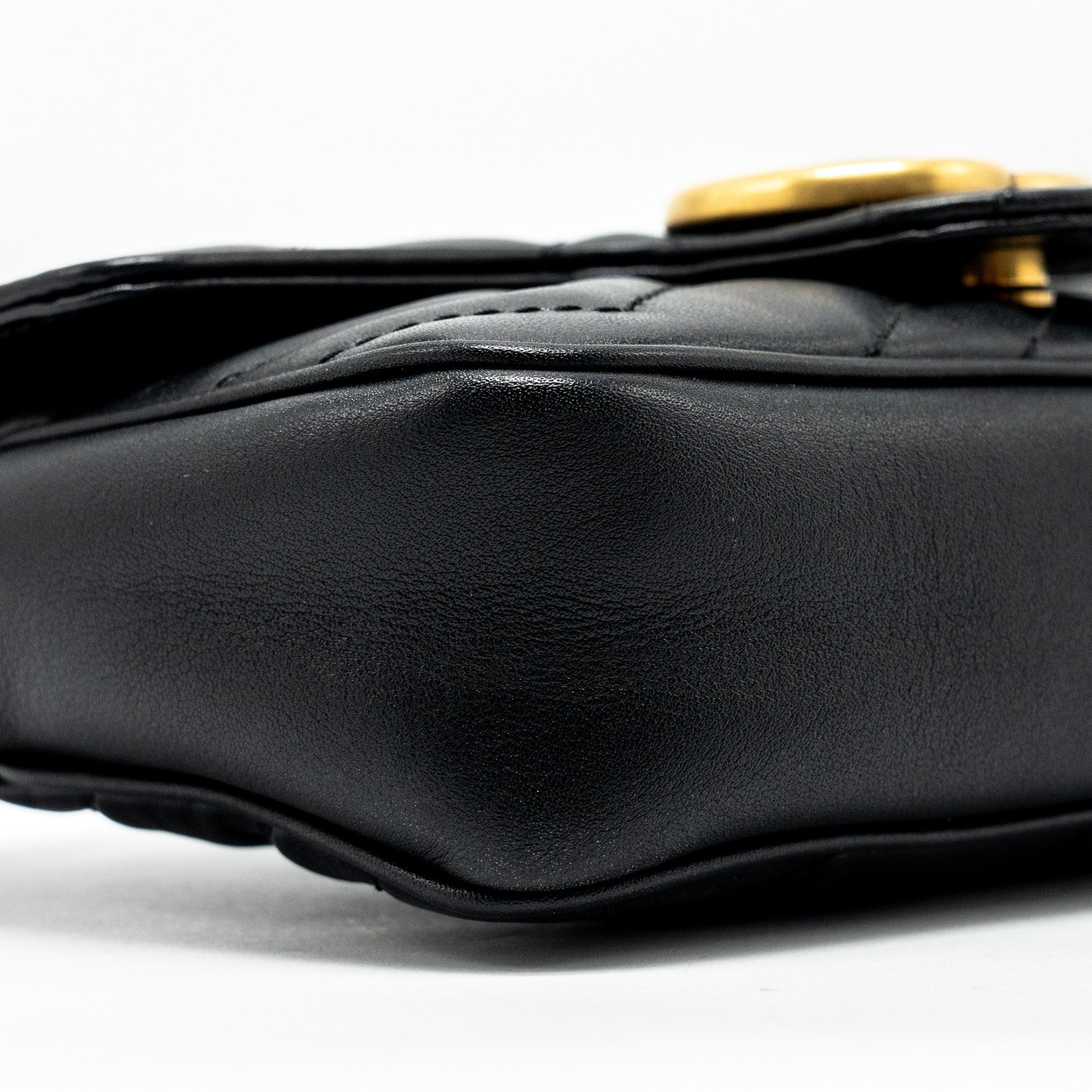 gucci-super-mini-marmont-calfskin-black-ghw