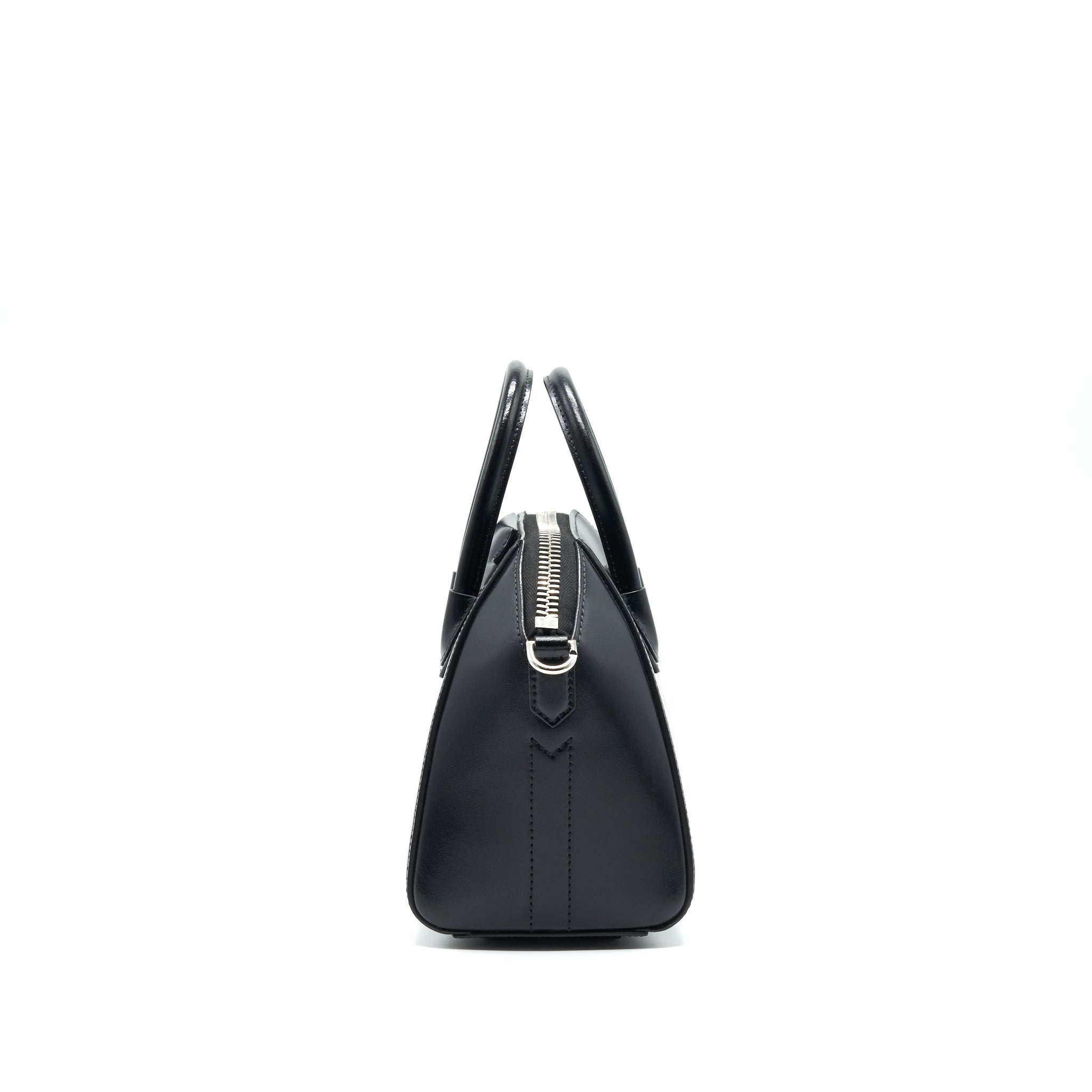 givenchy-antigona-mini-in-black-smooth-calfskin