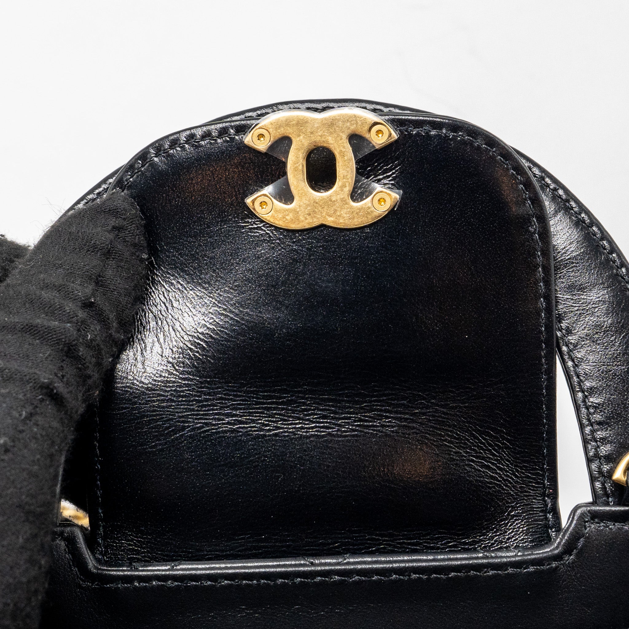 chanel-24p-mini-shopping-tote-calfskin-black-ghwmicrochip