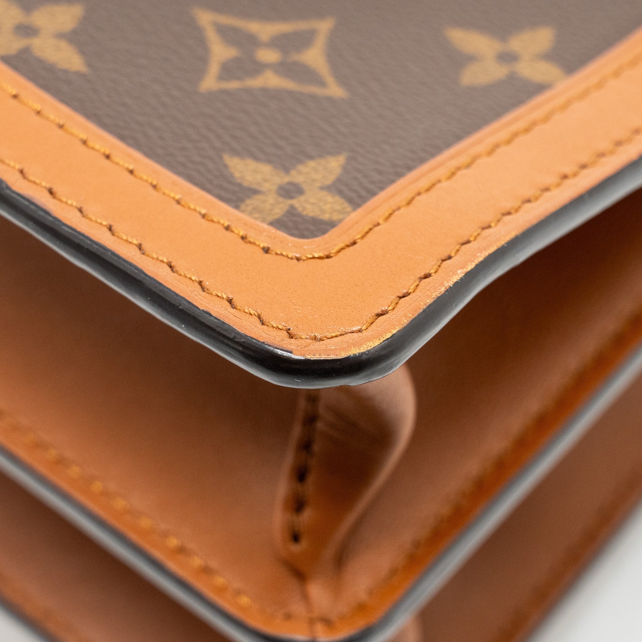 louis-vuitton-dauphine-mm-monogram-canvas-ghw-3