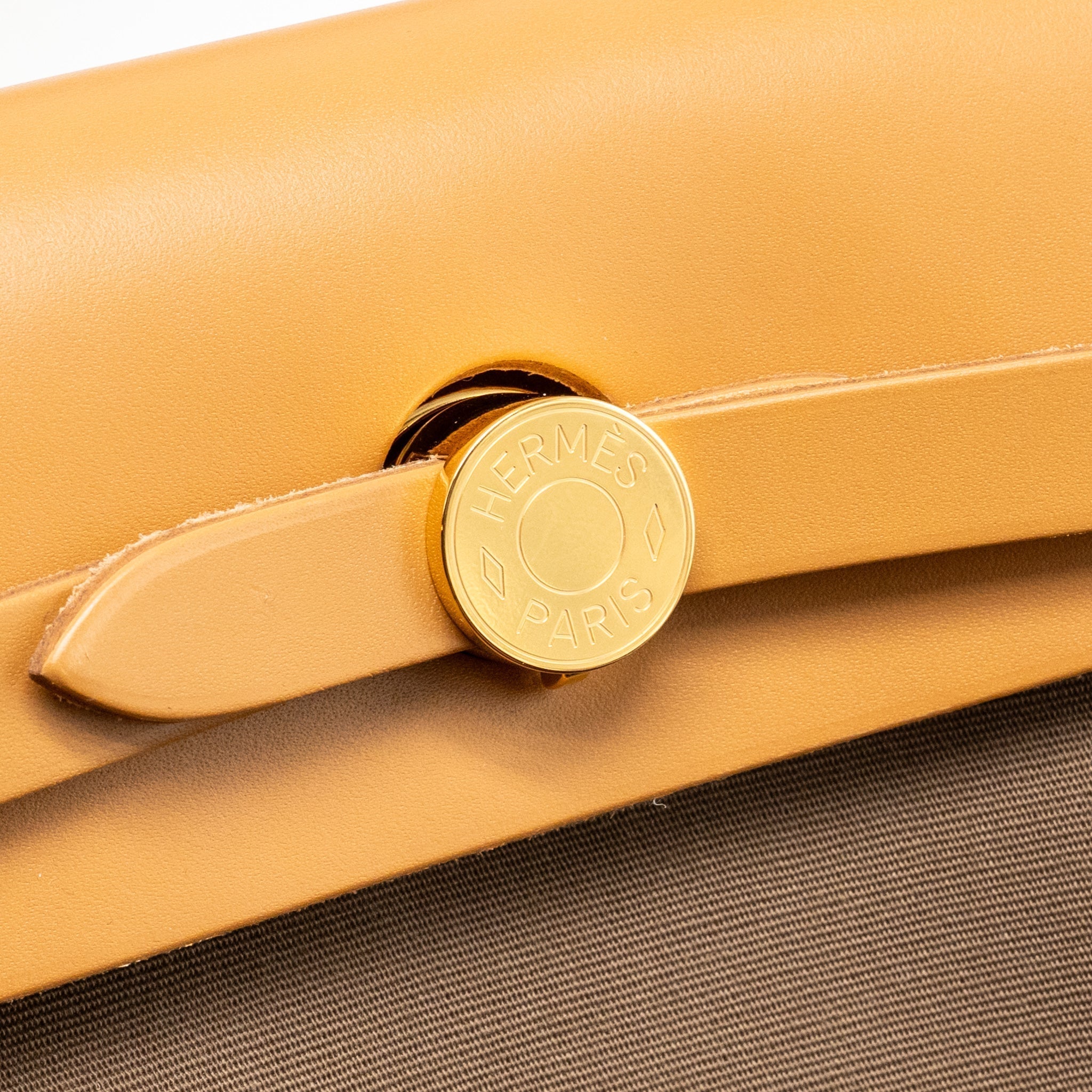hermes-herbag-31-zip-bag-canvas-hunter-leather-etoupe-natural-sable-ghw-stamp-u