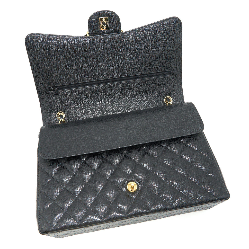 chanel-maxi-classic-double-flap-black-caviar-ghw