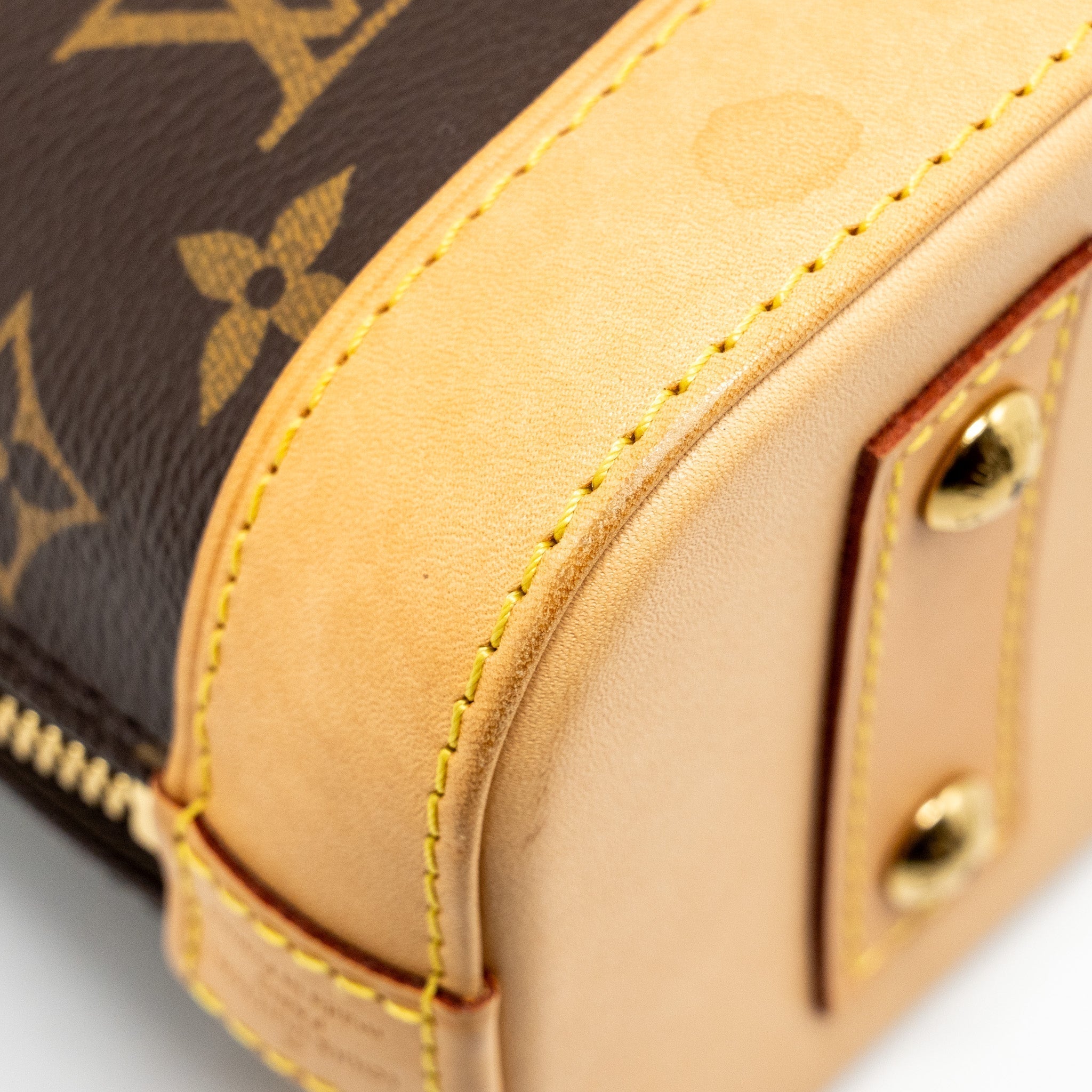 louis-vuitton-alma-bb-monogram-canvas-ghw-8