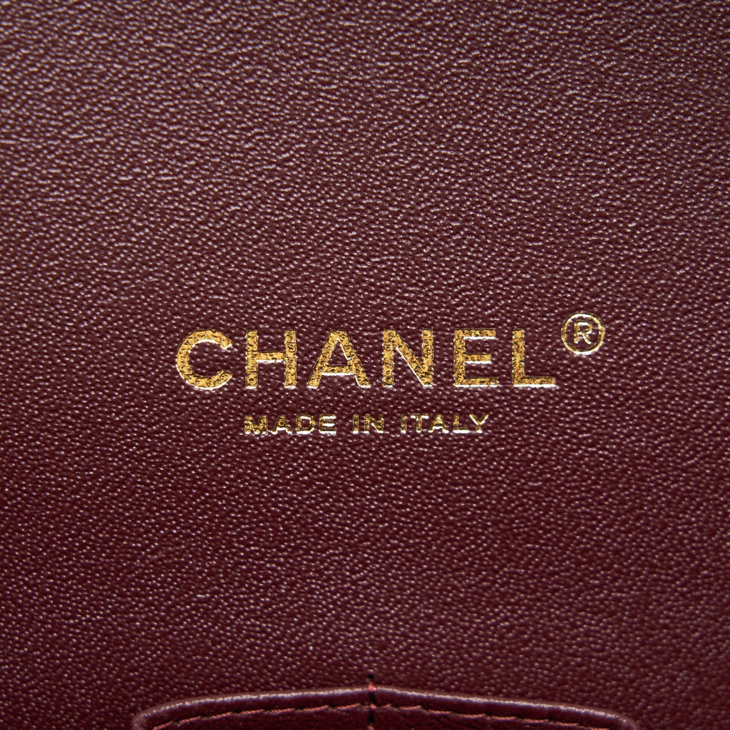 chanel-maxi-classic-double-flap-black-caviar-ghw