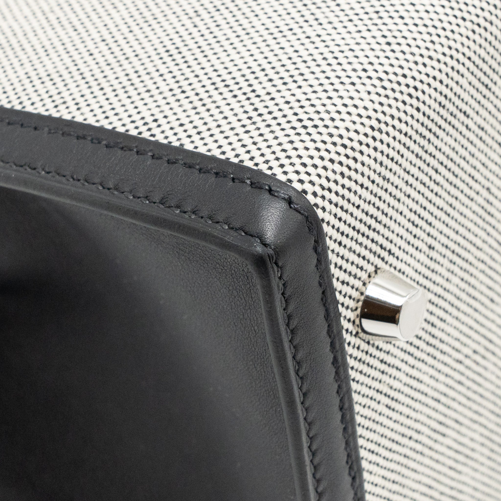 hermes-mini-lindy-swift-gris-pale-gris-meyer-shw-stamp-b-1
